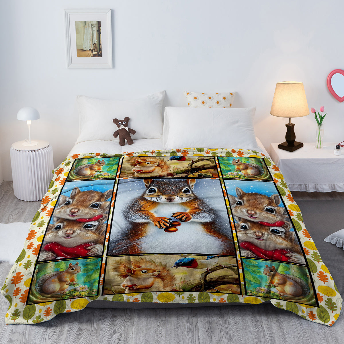 Cartoon Squirrel Flannel Blanket - Soft, Scenic, Lightweight, Suitable