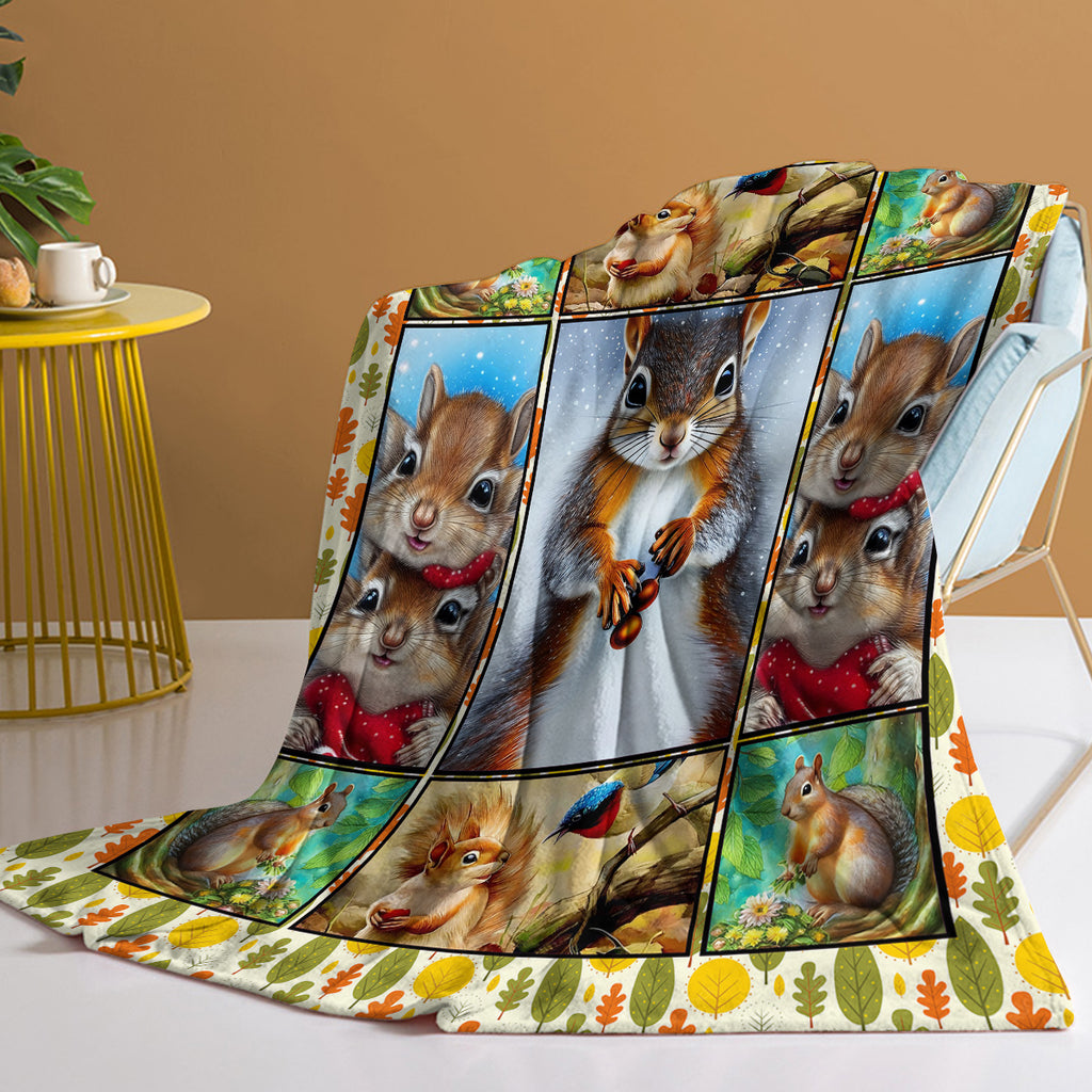 Cartoon Squirrel Flannel Blanket - Soft, Scenic, Lightweight, Suitable