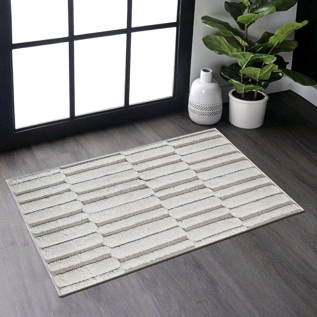 Step Collection High-low Striped Beige Cream Indoor Area Rug, 2'x3'