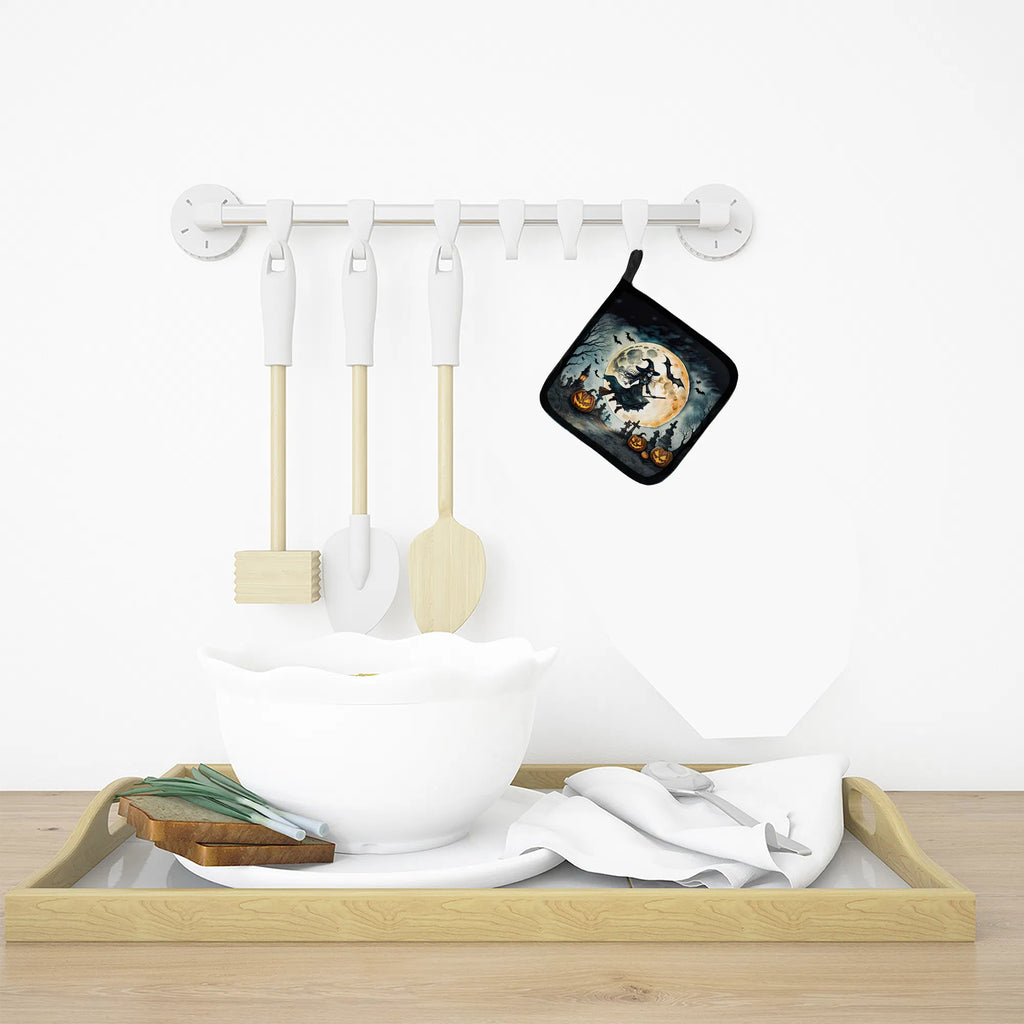Flying Witch Spooky Halloween Pair Of Pot Holders Kitchen Heat