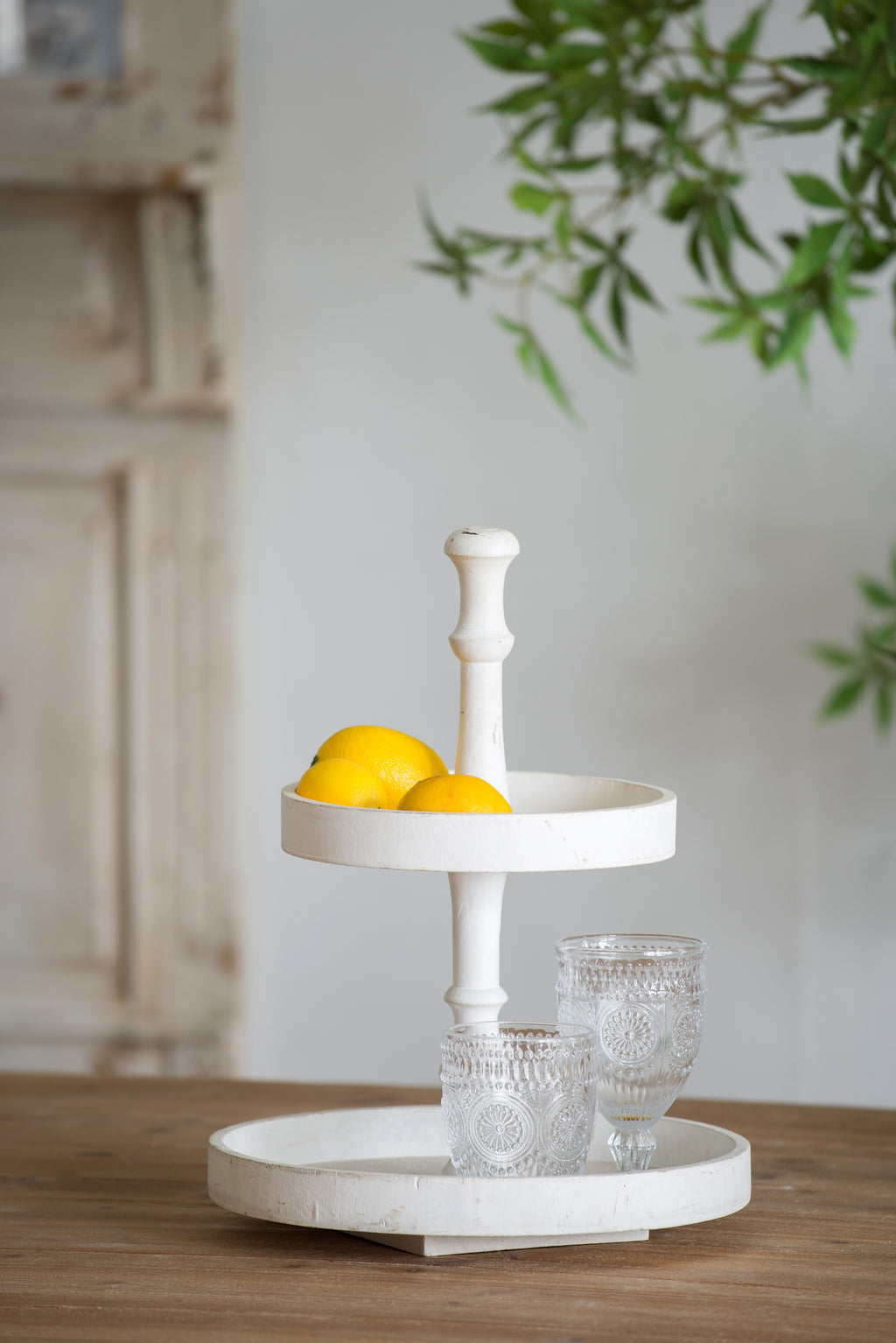 D11.8x15.4 Two- Tiered Round Wooden Tray White
