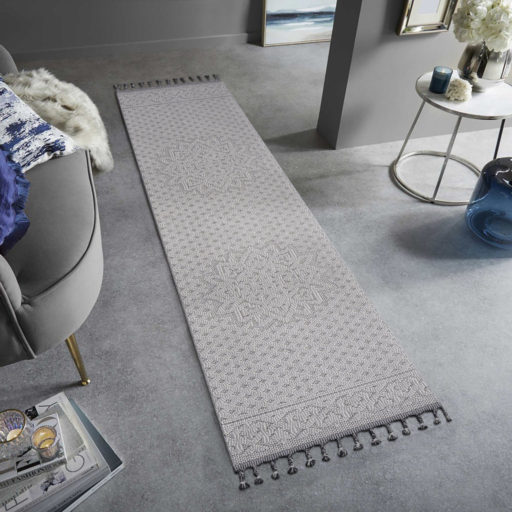 Guros 2X8 Cream Trellis Indoor Outdoor Runner Rug